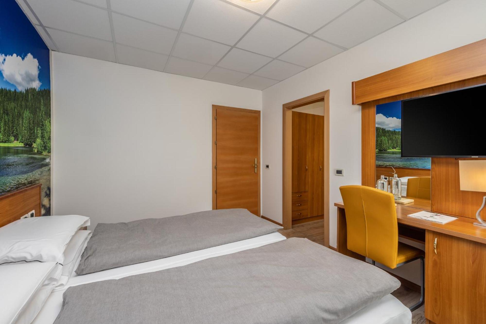 Hotel Pejo Пейо-Фонті Номер фото