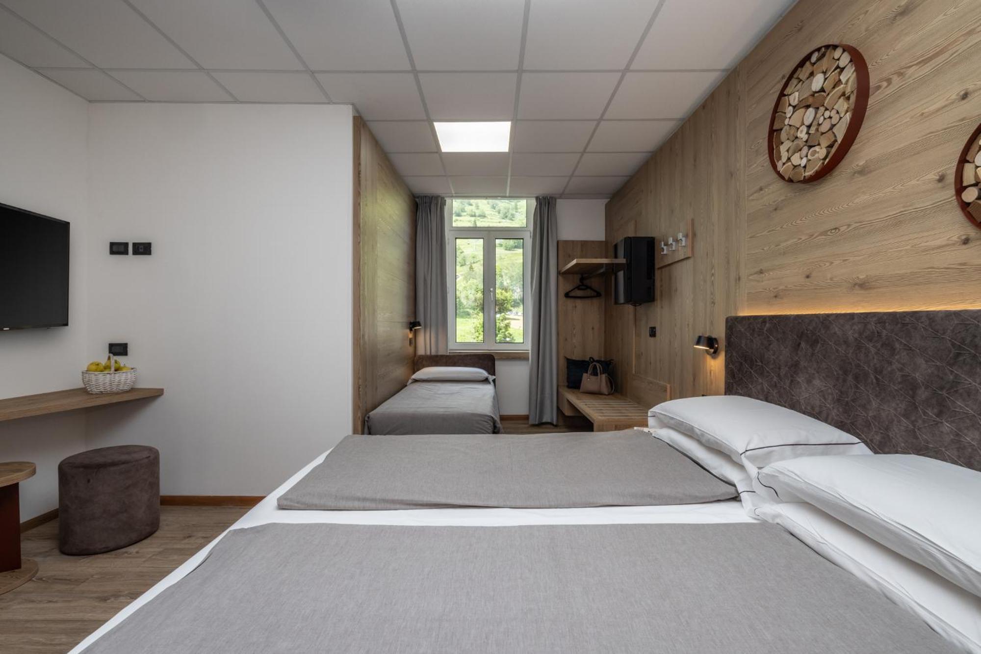 Hotel Pejo Пейо-Фонті Номер фото